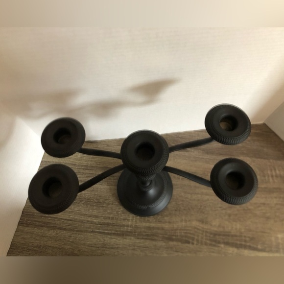 Elegant Black Candelabra - Picture 10 of 11